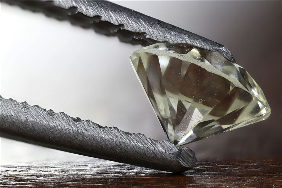 Diamonds, Special Stones and Jewelry Administration