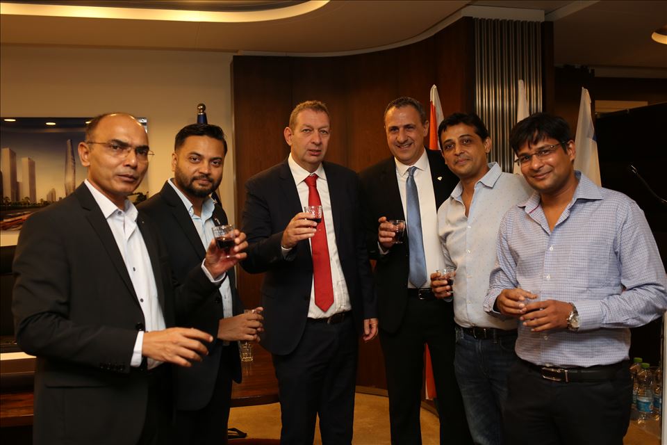 The Israel Diamond Exchange celebrates Diwali